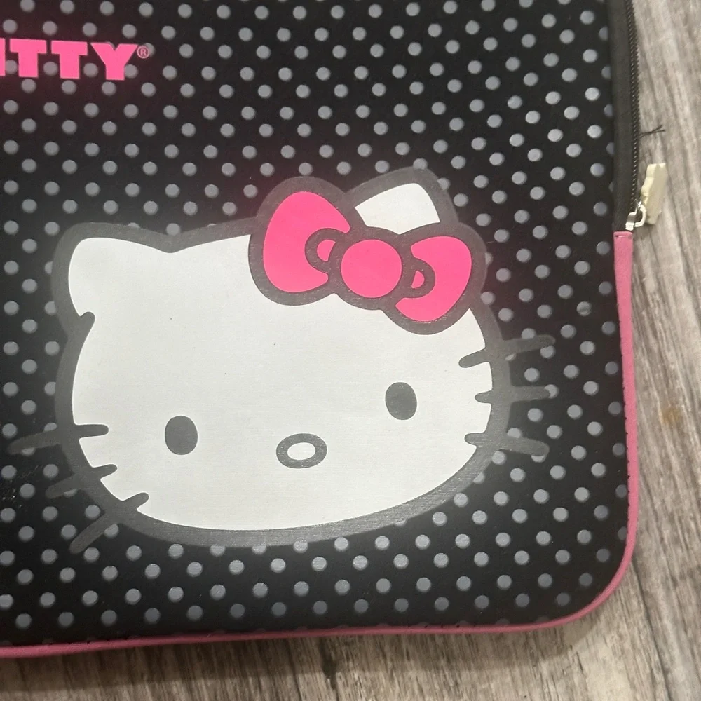 Hello Kitty Polka Dot Tablet Sleeve - Black and Pink
